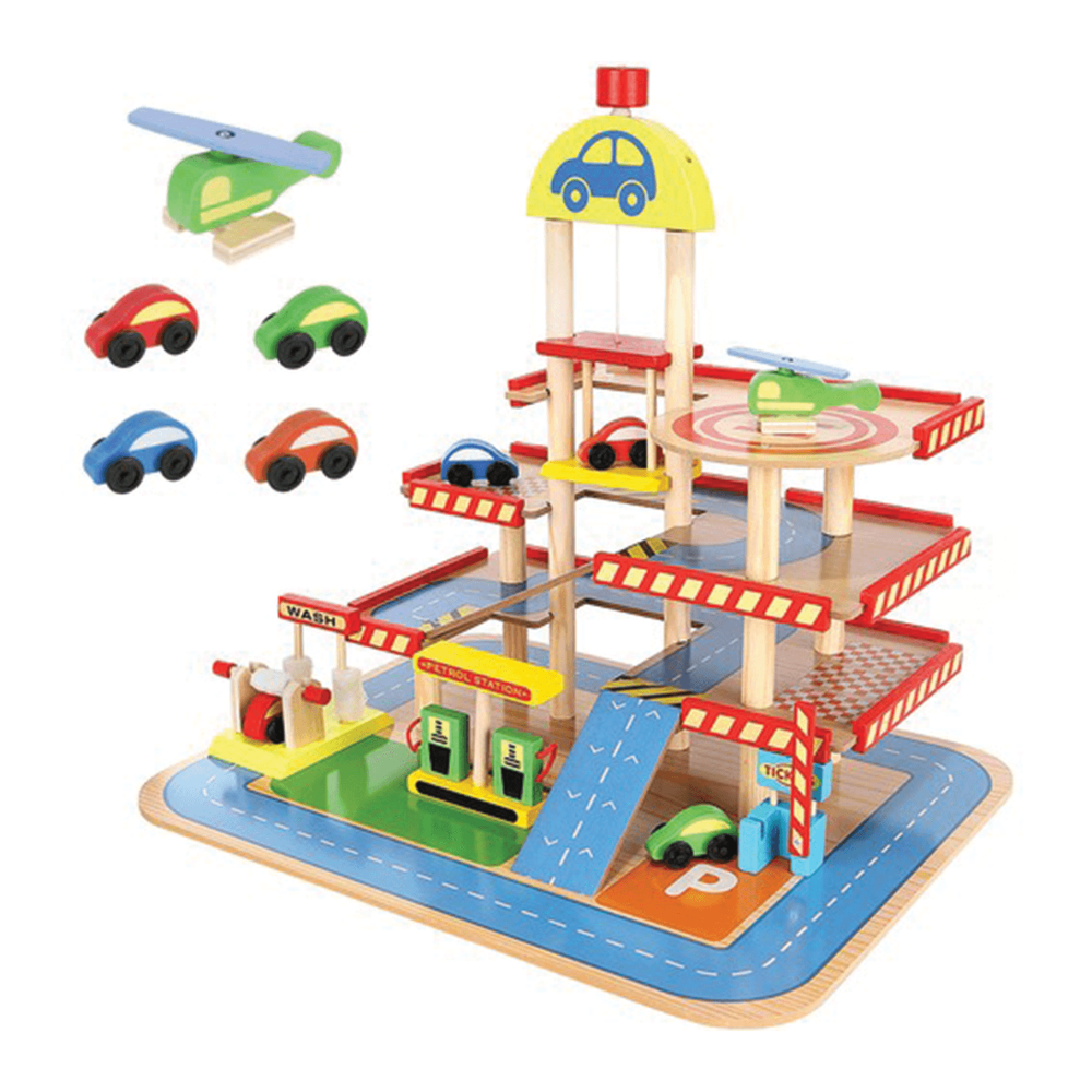 Dřevěná parkovací garáž s výtahem